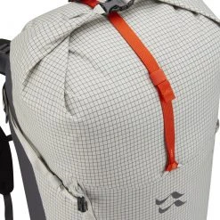 Rab Latok 28 Backpack, blanc/gris 11 Rab Latok 28 Backpack, blanc/gris -Sacs à dos Boutique rab latok 28 backpack pewter 5
